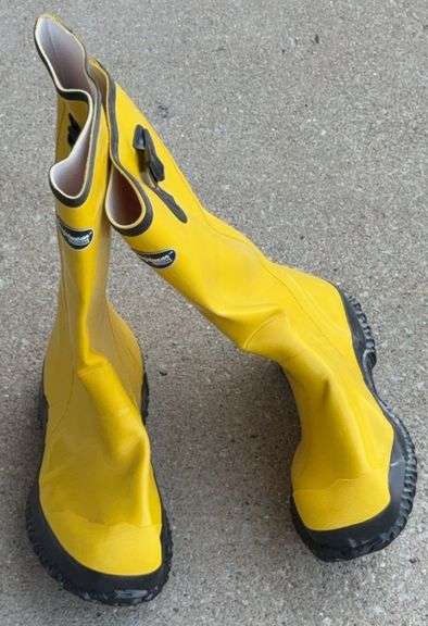 Comfitwear SLB13 14” Slip On Yellow  Cotton-Lined Slush Boots