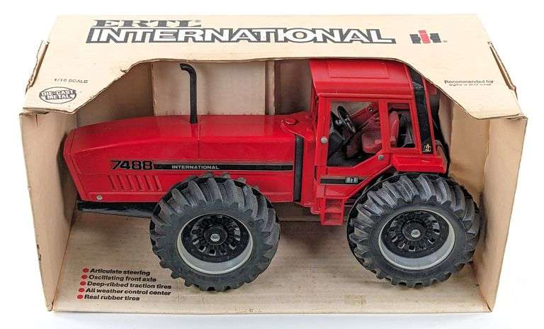 1/16 Ertl International 7488 2+2 Tractor - Kraft Auction Service, LLC