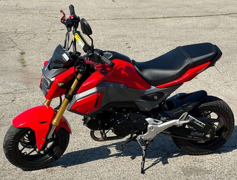 2018 Red Honda GROM Motorbike