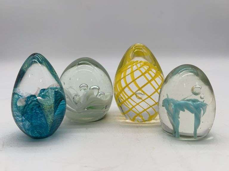 Inflatable Paperweight (H) Hand Blown Paperweights Tallest 3 Inches - Kraft Auction Service, LLC