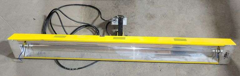 Fostoria Industrial Light Fixture Model PCH-48-C