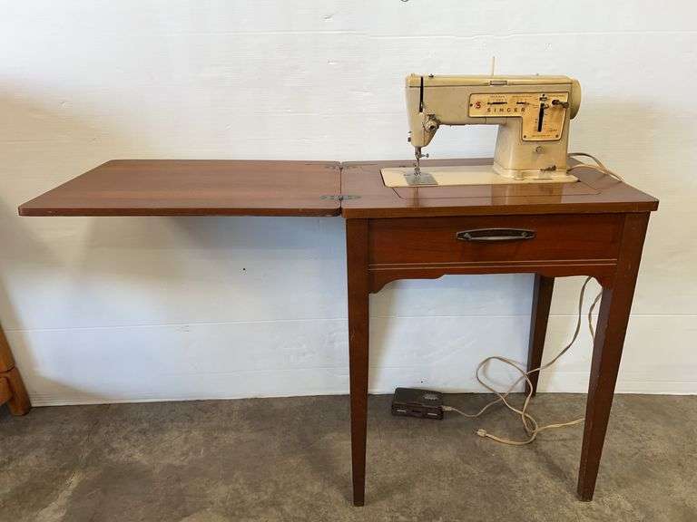 (A) Vintage Singer Stylist Zig -Zag model 457 Sewing Machine - Kraft ...
