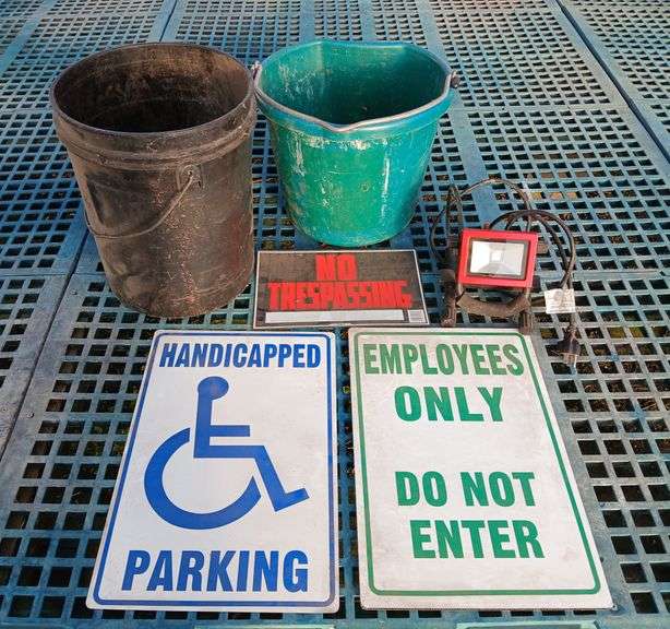 Buckets, Flood Light & Signs - Kraft Auction Service, LLC