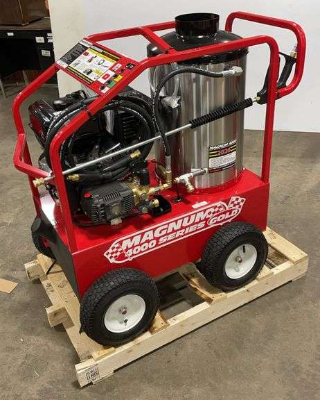 New Magnum 4000 Series Gold Pressure Washer