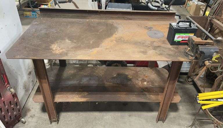 (M) Heavy Metal Table with Darin Vice Grip