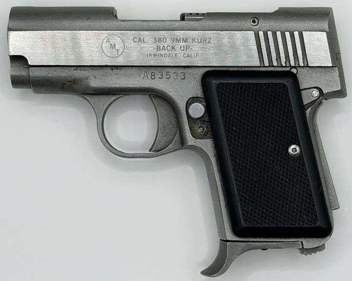 AMT Back Up .380 9mm Kurz Pistol