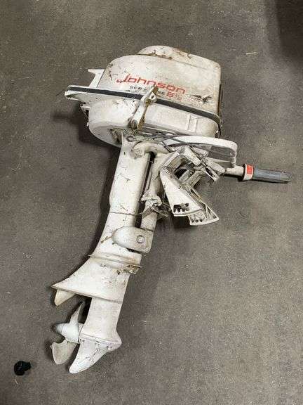 (M) Johnson Seahorse 5 1/2 HP Boat Motor