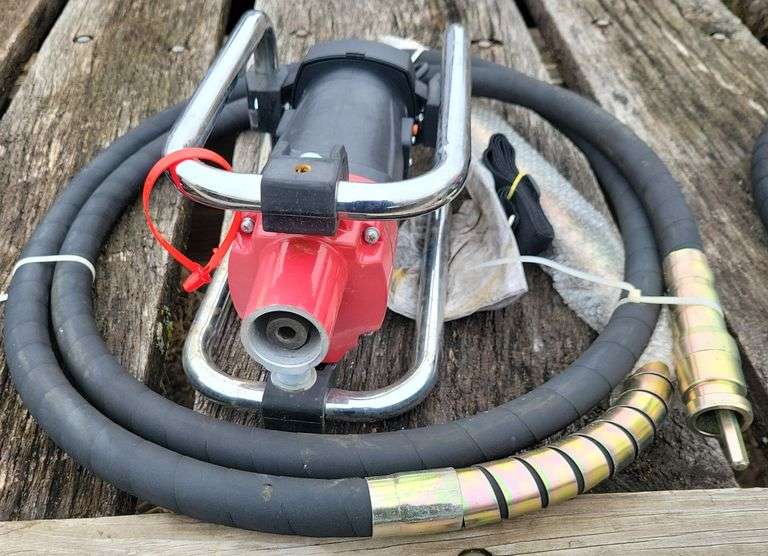 (CC) Handheld Concrete Vibrator With A Single-Phase Motor