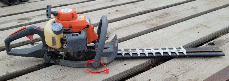 (TM) Husqvarna 123HD60 Hedge Trimmer