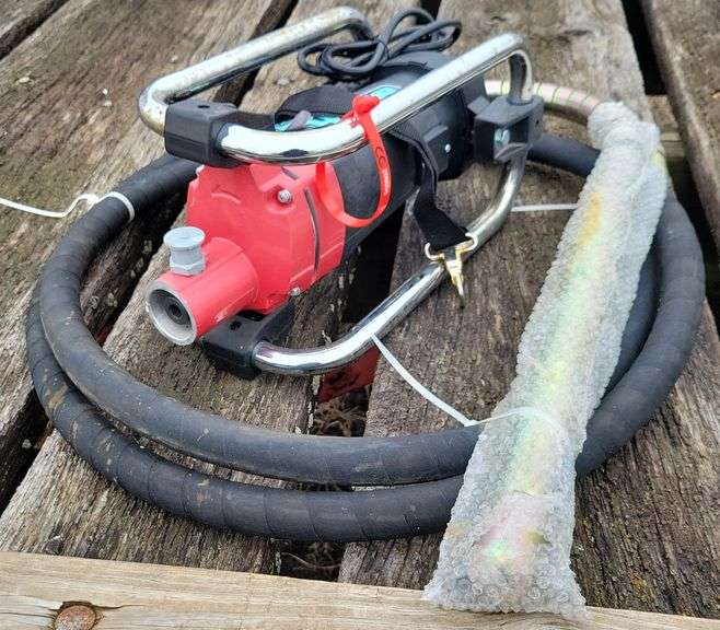 (CC) Handheld Concrete Vibrator With A Single-Phase Motor