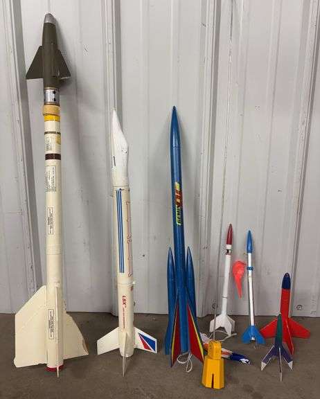 Arc Model Rockets (X) Model Rockets Including Gemini DC And LSX - Kraft Auction Service, LLC