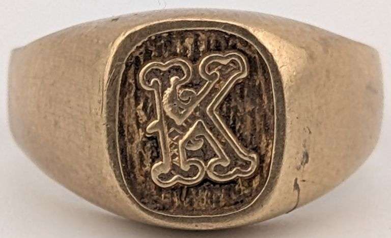Kc Gold Vintage 10k Yellow Gold Signet Ring with Initial