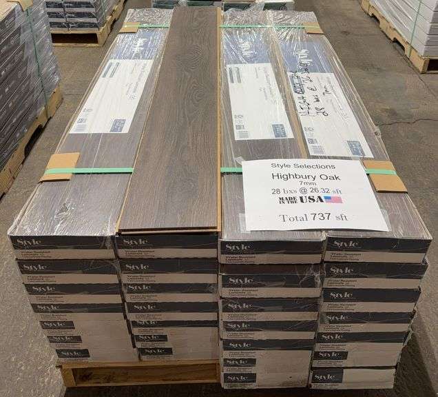 Style Selections HIGHBURY OAK Water Resistant Laminate Flooring