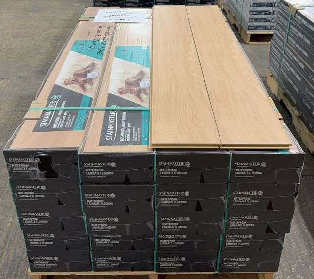 StainMaster MOUNTAIN LAUREL MAPLE Waterproof Laminate Flooring
