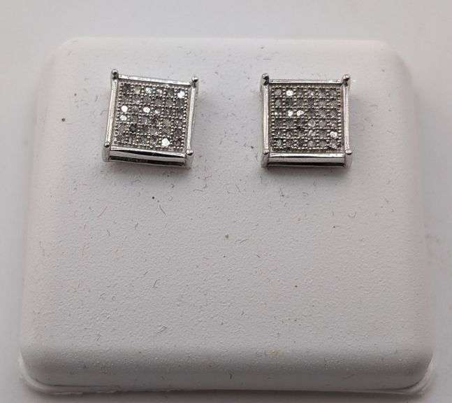 Sterling 0.25 CTTW Square Pavé Diamond Stud Earrings