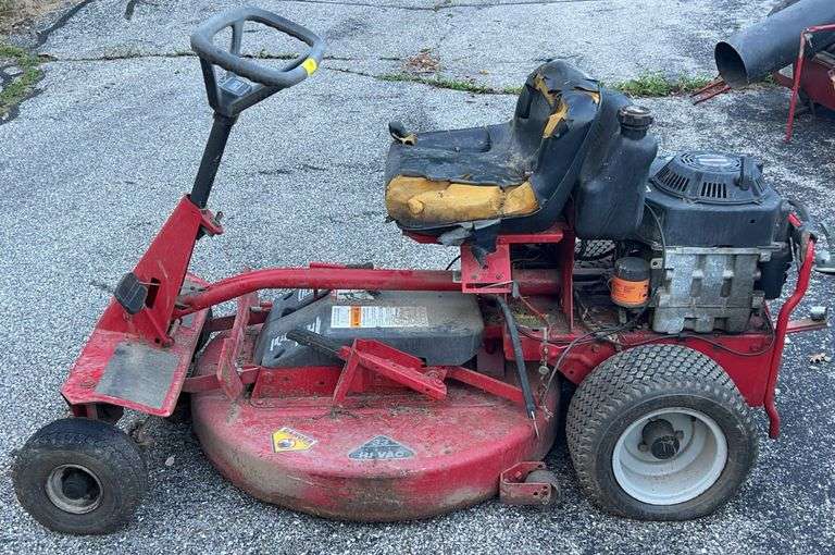 Red Snapper Rear Engine Riding Mower - Kraft Auction Service, LLC