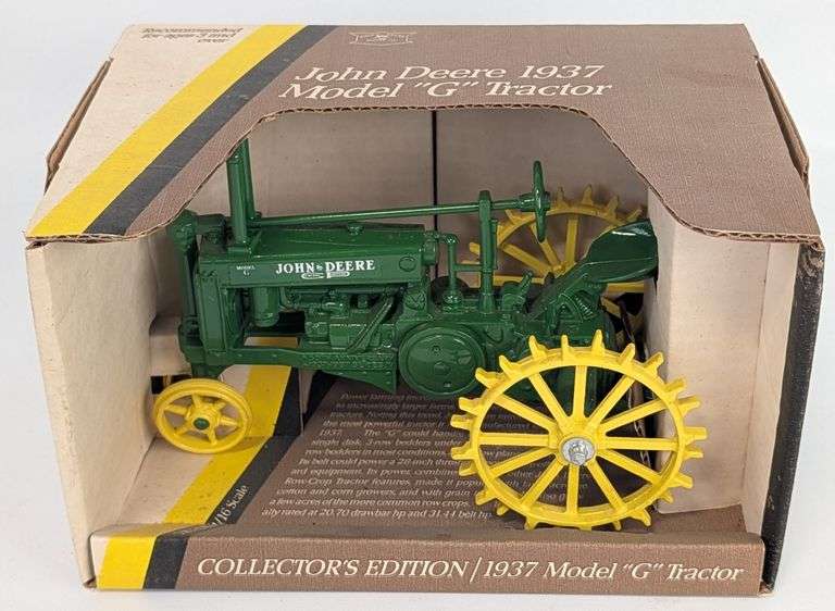 1/16 Ertl 1937 John Deere Model "G" Tractor with Steel Wheels