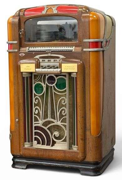 1940 Wurlitzer Model 700 Jukebox - Kraft Auction Service, LLC