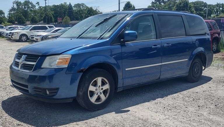 2010 Dodge Grand Caravan RT Minivan