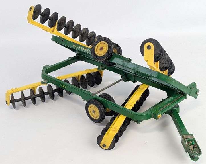 Vintage 1/16 Ertl John Deere 220 Power Flex Disk w/ Yellow Gang