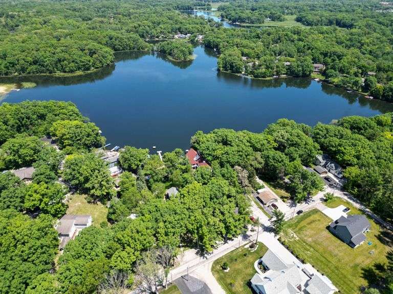 OLO Loomis Lake Real Estate Auction - Valparaiso, IN - Min. Bid $499,900