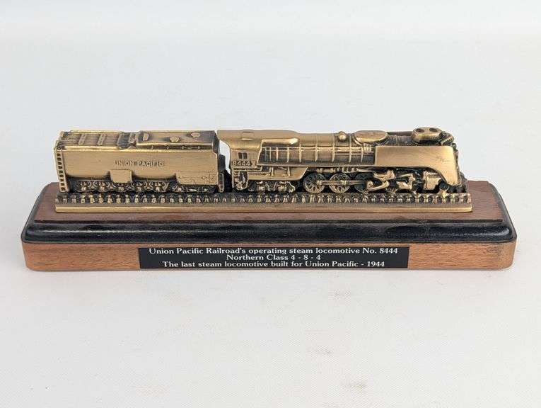 Union Pacific Railroad No. 8444 Northern Class 4-8-4 Loco with Tender