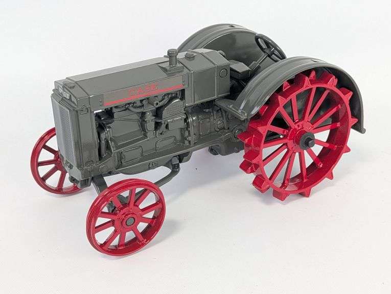 1/16 Ertl Case Tractor On Steel Wheels