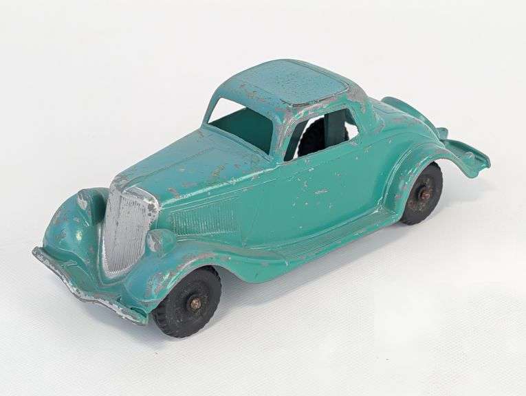 Hubley 1934 Ford Coupe #404 Car