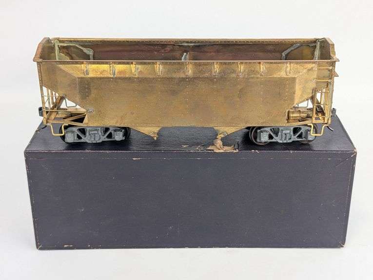 KTM Scale Models Brass No. 502 Offset Side Twin Hopper Peaked Ends