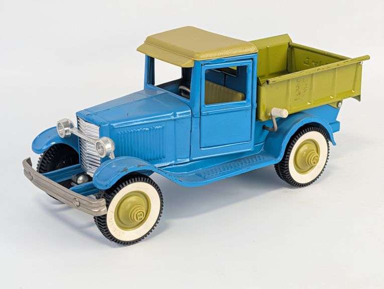 Vintage Buddy L Dump Truck