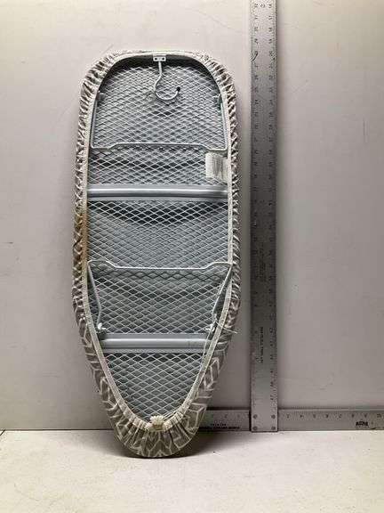 Table top ironing board