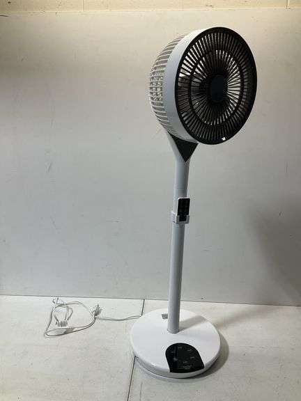 NEW Woozoo 360degree pedestal fan by Iris (tested works)