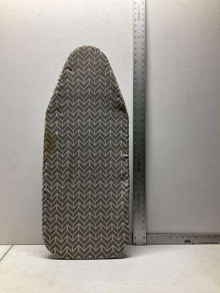 Table top ironing board