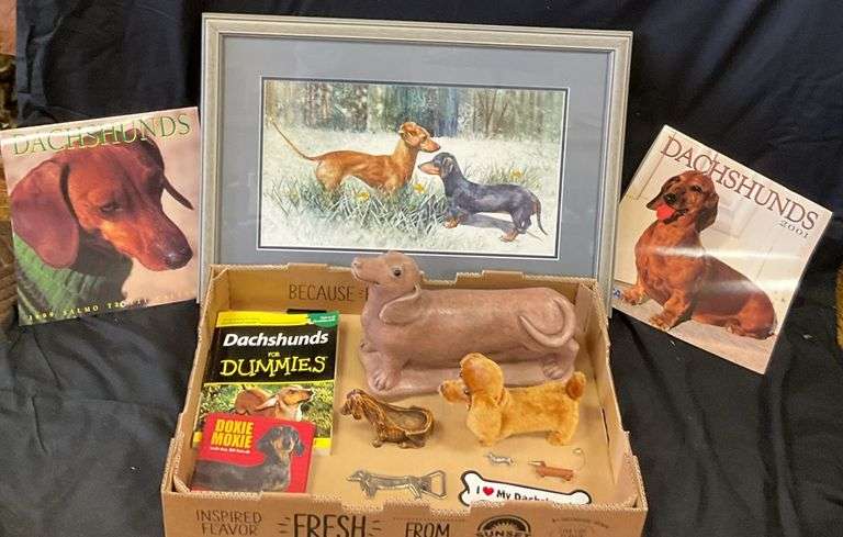 (9) Dachshund dog Lot (Isabel Bloom Sculpture)