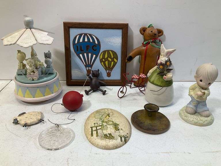 (11) Hot air balloon, bear lot