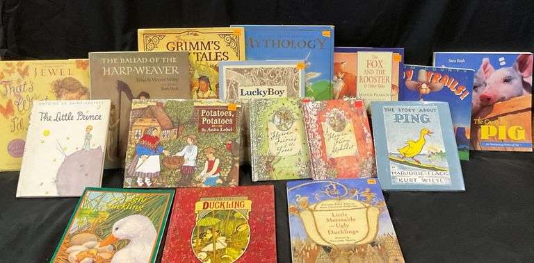 (Qty 16) Children’s Book Lot