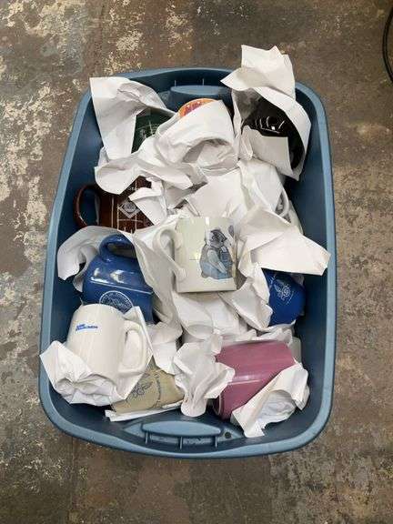 Blue tote of coffee mugs