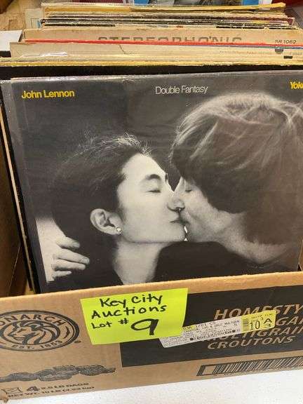 (Qty 36) Beatles Beatlesmania box