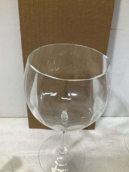 (Qty 4) crystal wine glasses