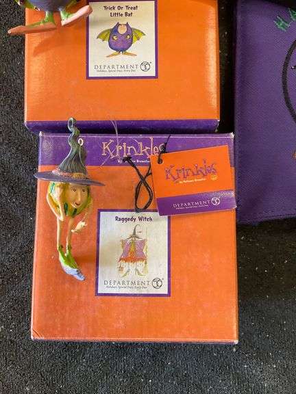 (4) Halloween lot flat