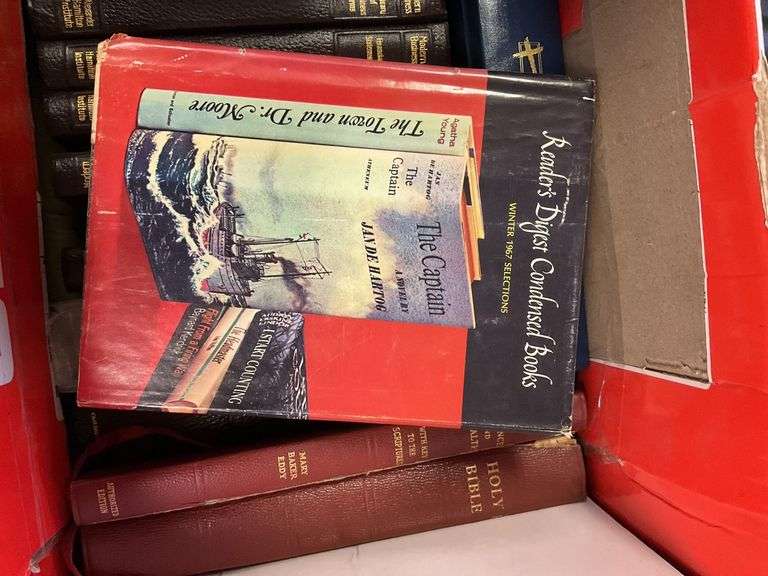 (Qty 14) "Modern Business" Book LOT