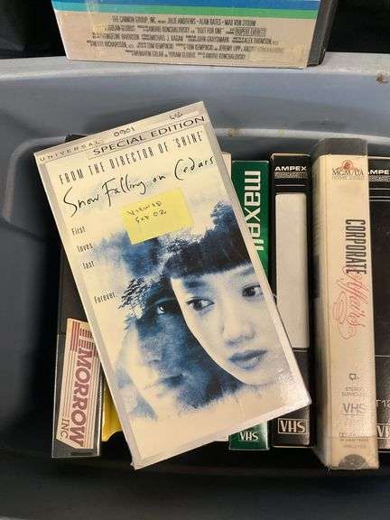 (Qty 10) Misc VHS Tote