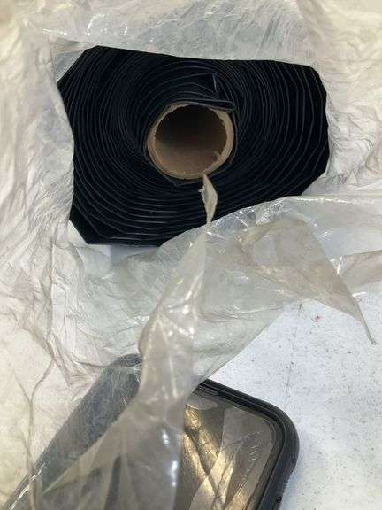 Black plastic sheeting 20’ x 25’