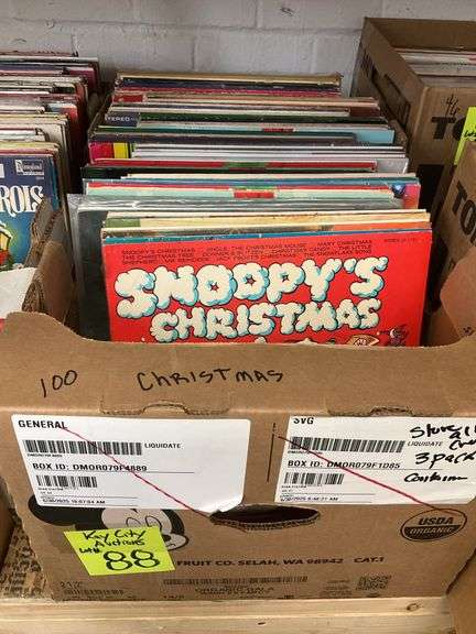 (Qty 100) Christmas LP records