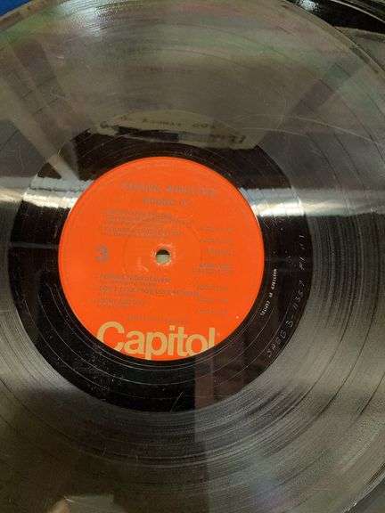 (Qty 250) no sleeves mystery tote LP records