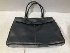 (3) purses