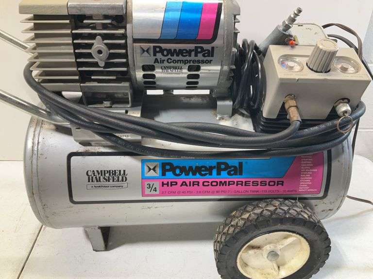 CampBell Hausfeld 3/4 horsepower 17 Gal. air compressor