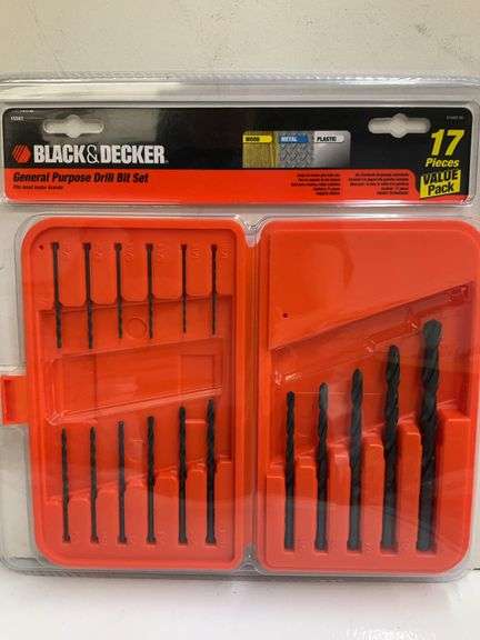 Sealed Black & Decker 17 piece drill bits set