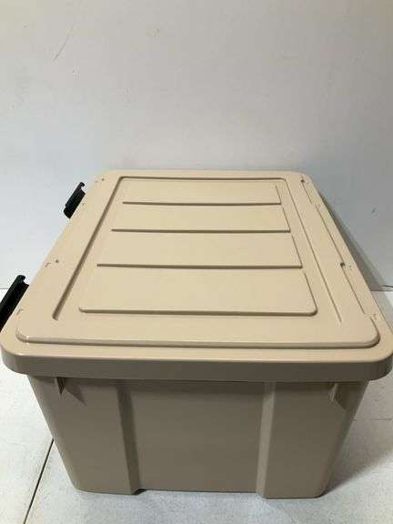 Heavy duty tote (missing 2 handles)
