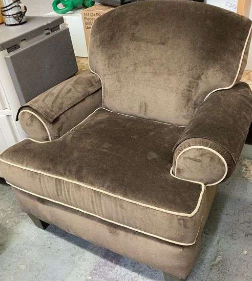 John Walsh - Downsizing / Combo Consignment